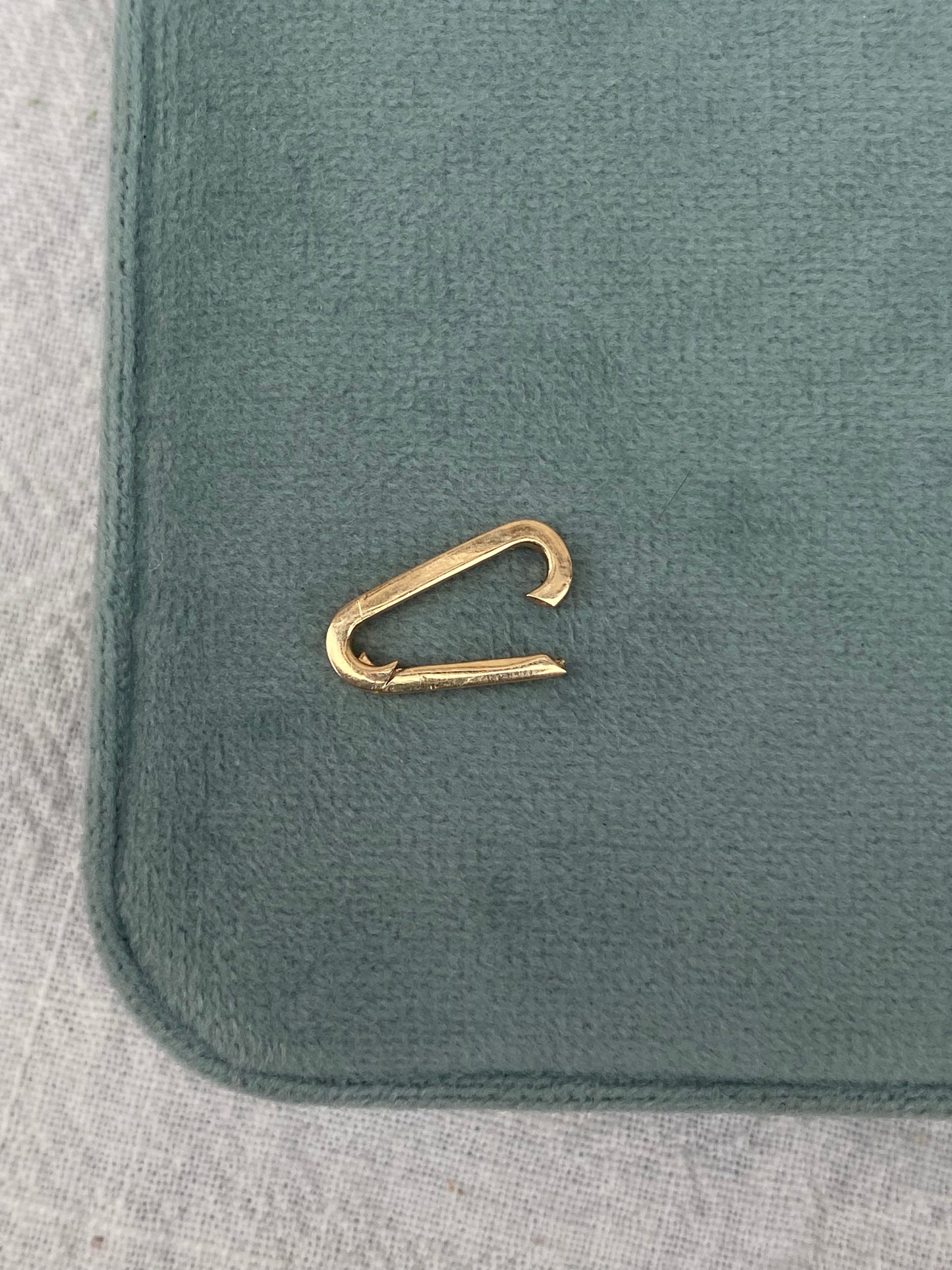 14kt oval click extender