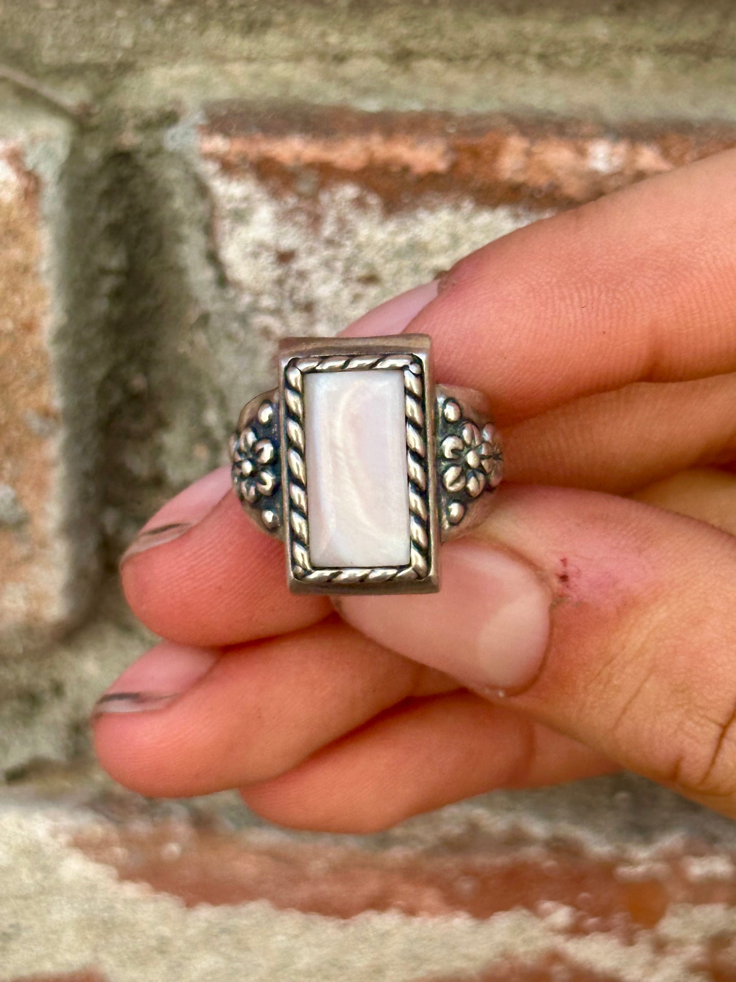 Vintage mother of pearl ring