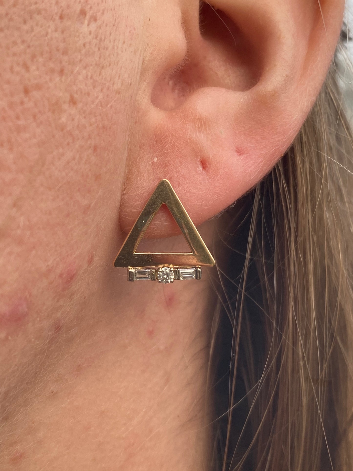 14kt diamond triangle earrings