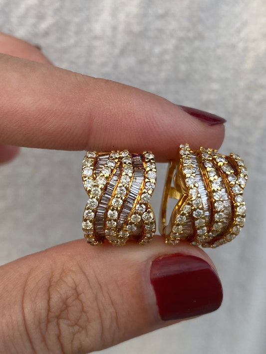 14kt diamond earrings