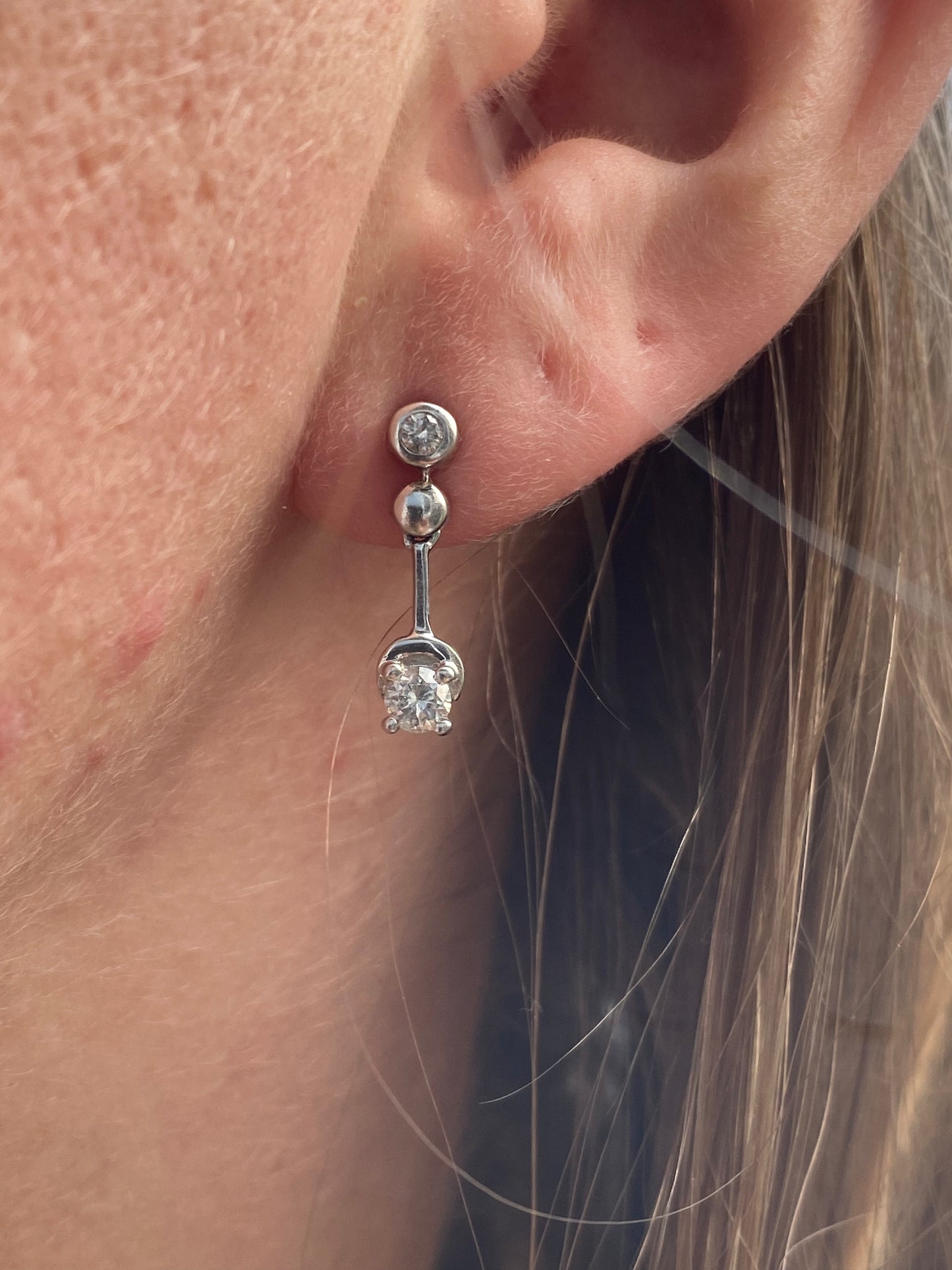14kt WG diamond drop earrings