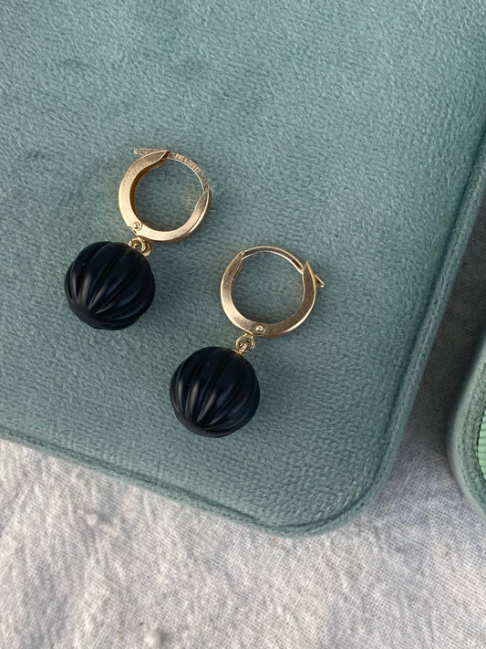 14kt vintage jet drop earrings