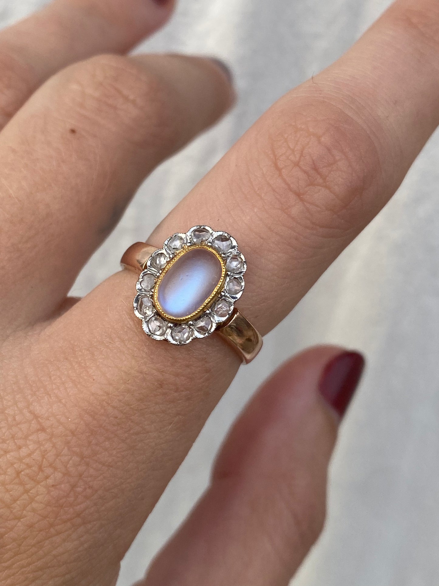 18kt antique moonstone & rose cut diamond ring