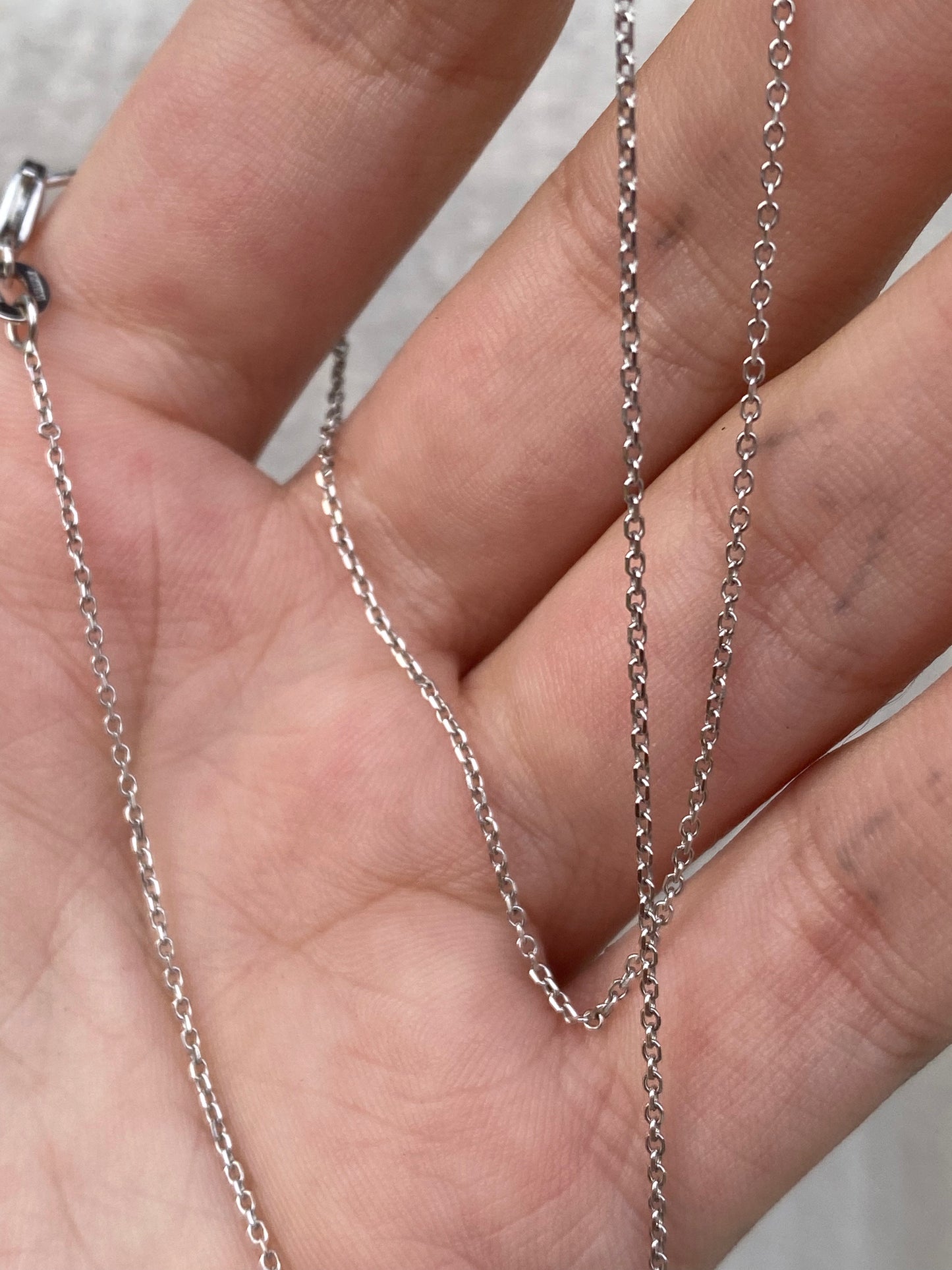 14kt 18" white gold chain