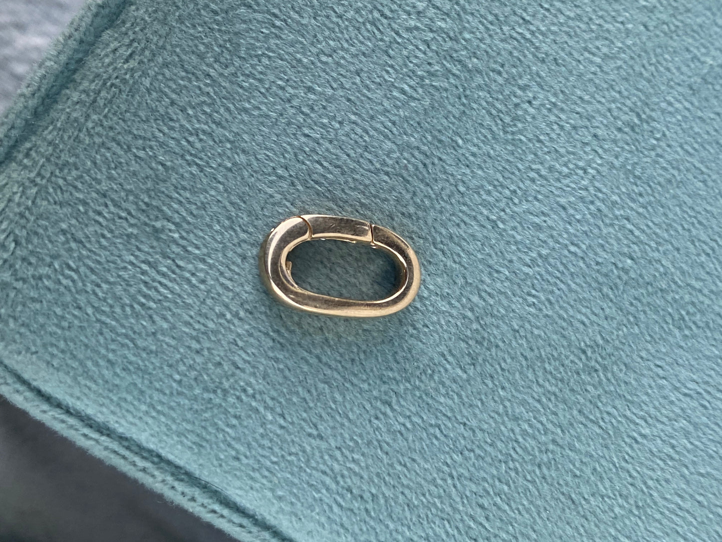14kt oval push connector