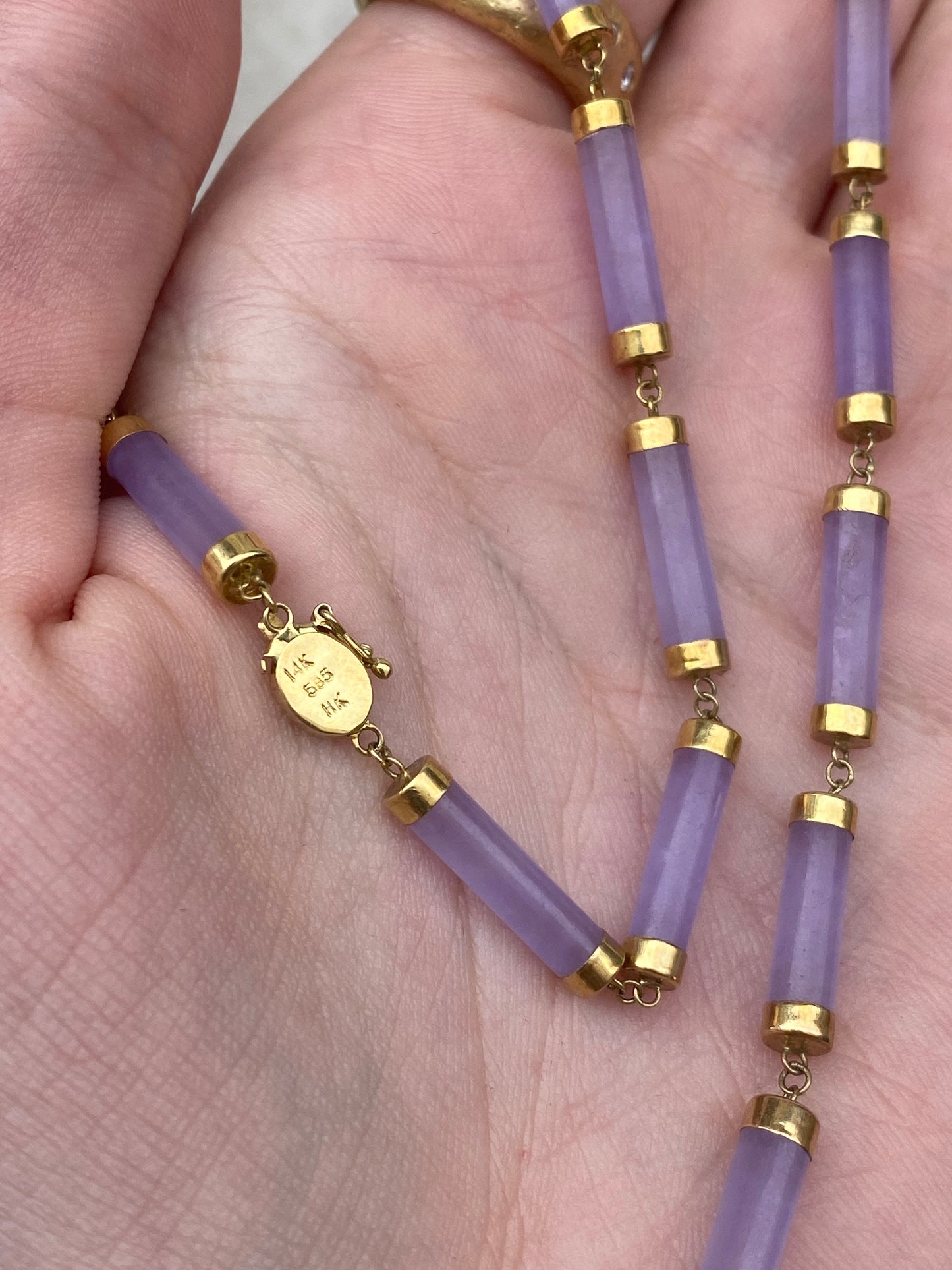 14kt 19" vintage lavender jadeite necklace