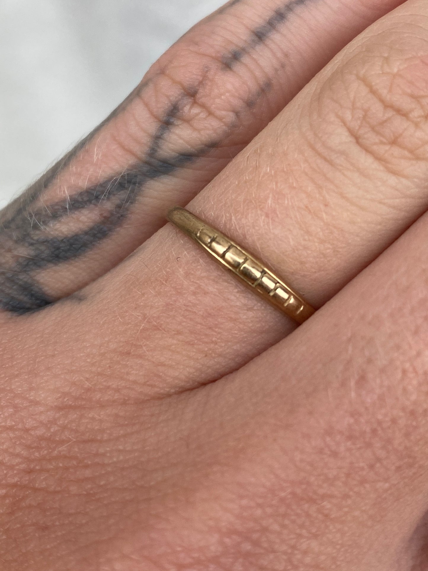 14kt antique band