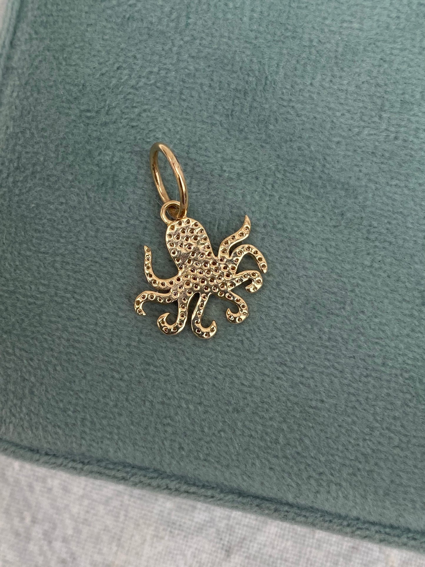 14kt diamond octopus