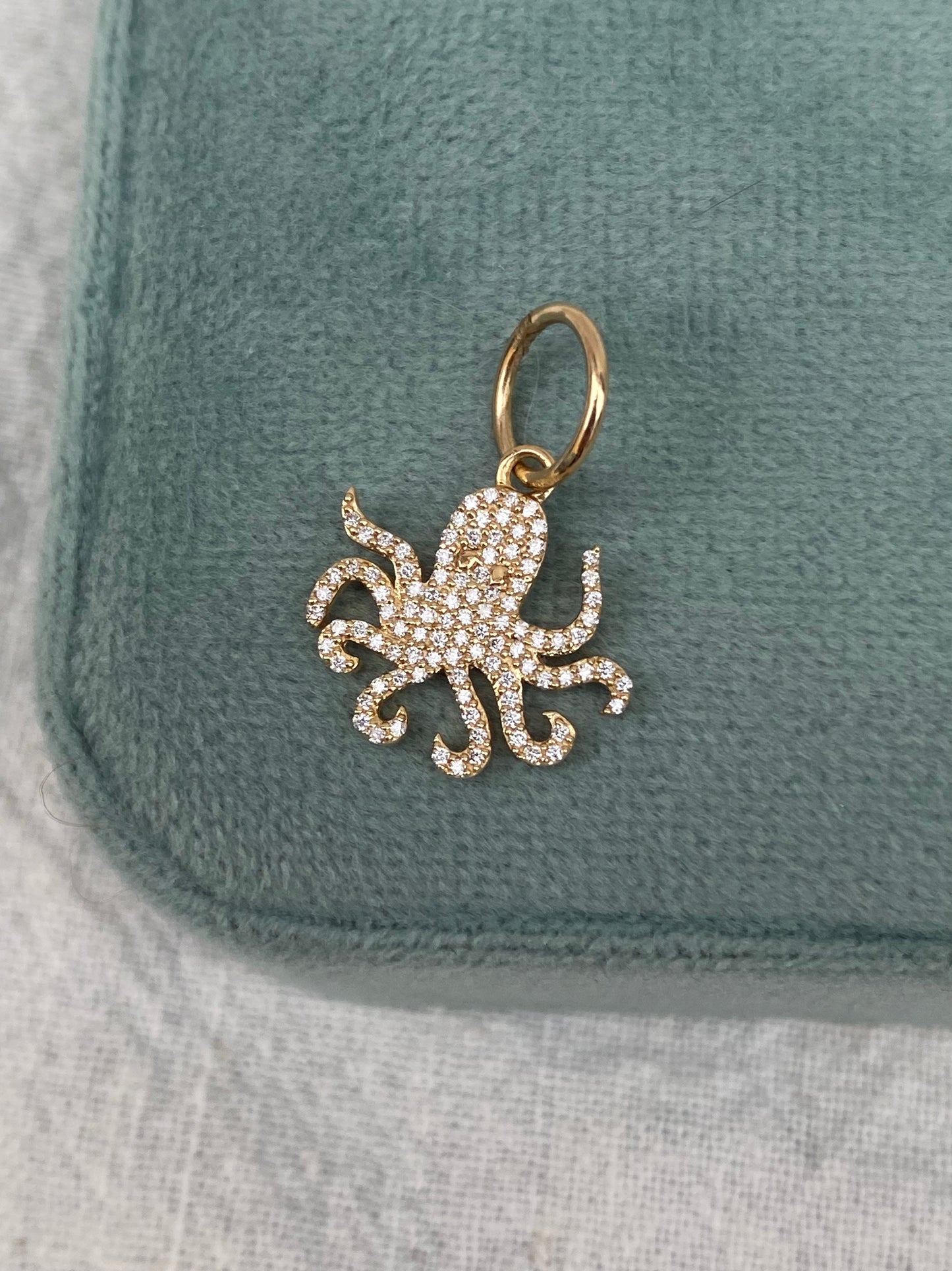 14kt diamond octopus