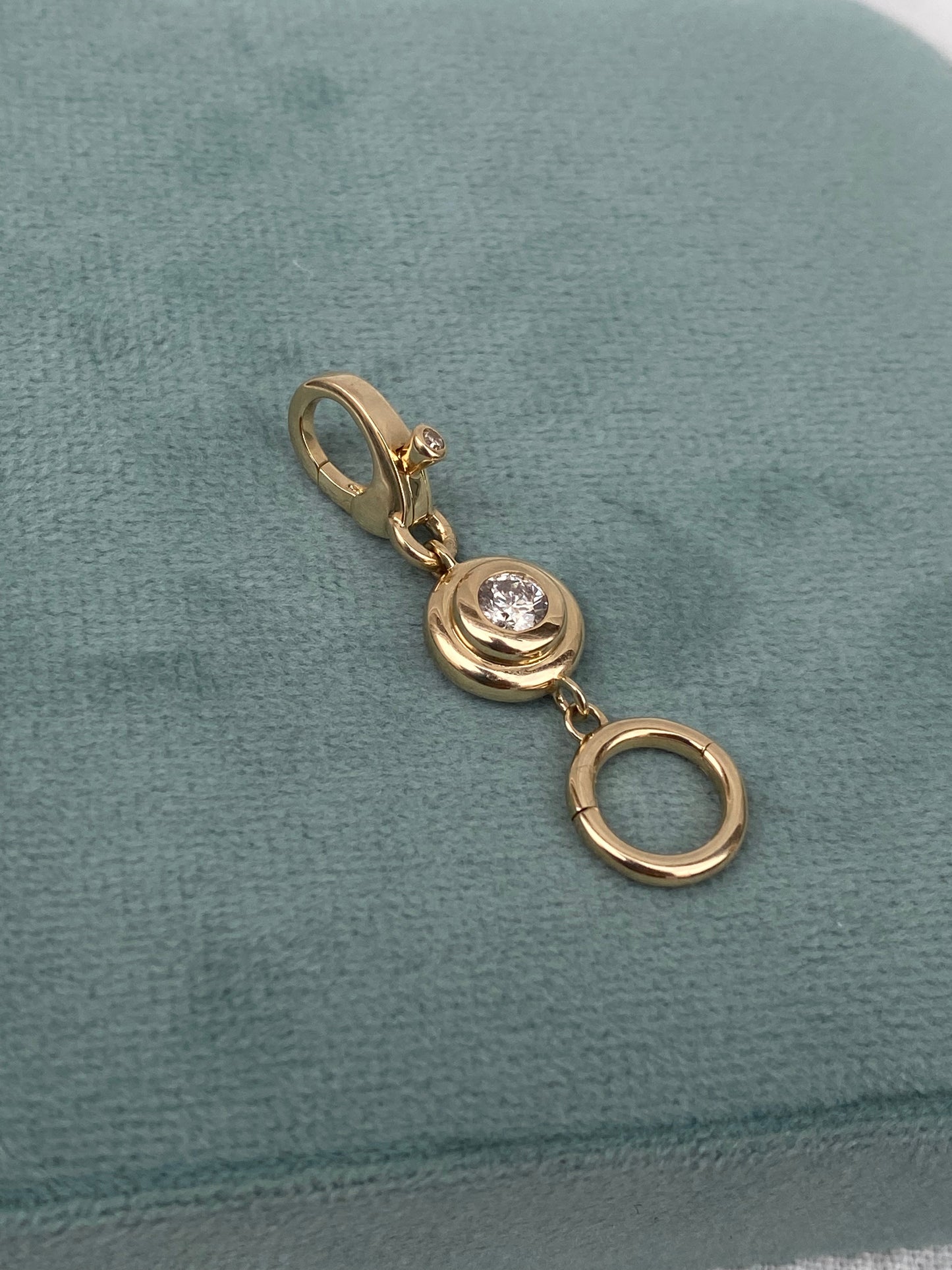 14kt diamond bezel clasp & extender