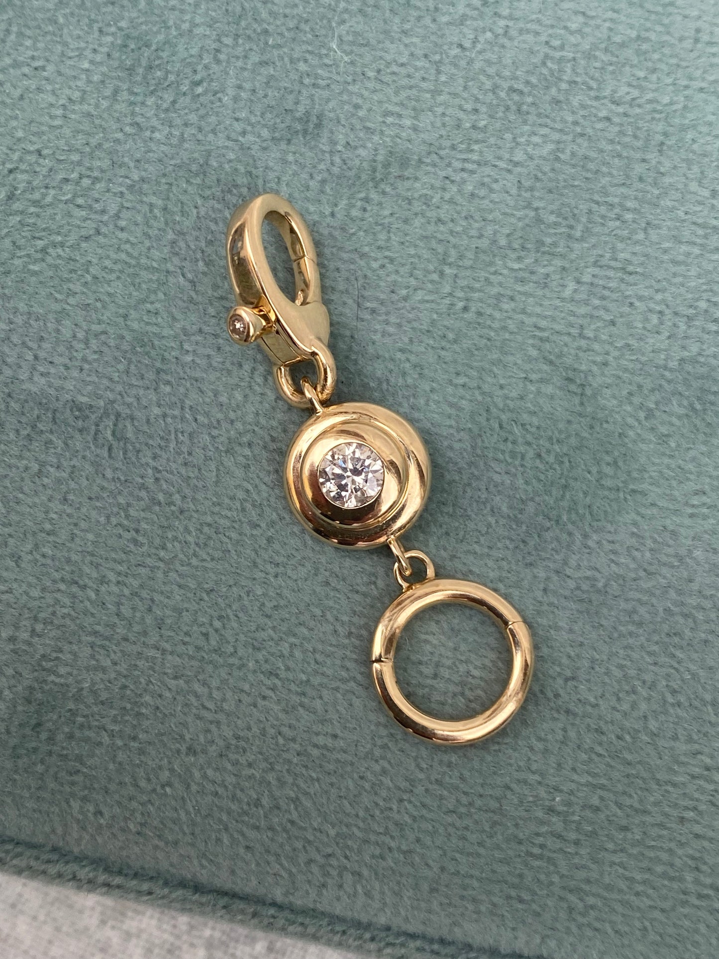 14kt diamond bezel clasp & extender