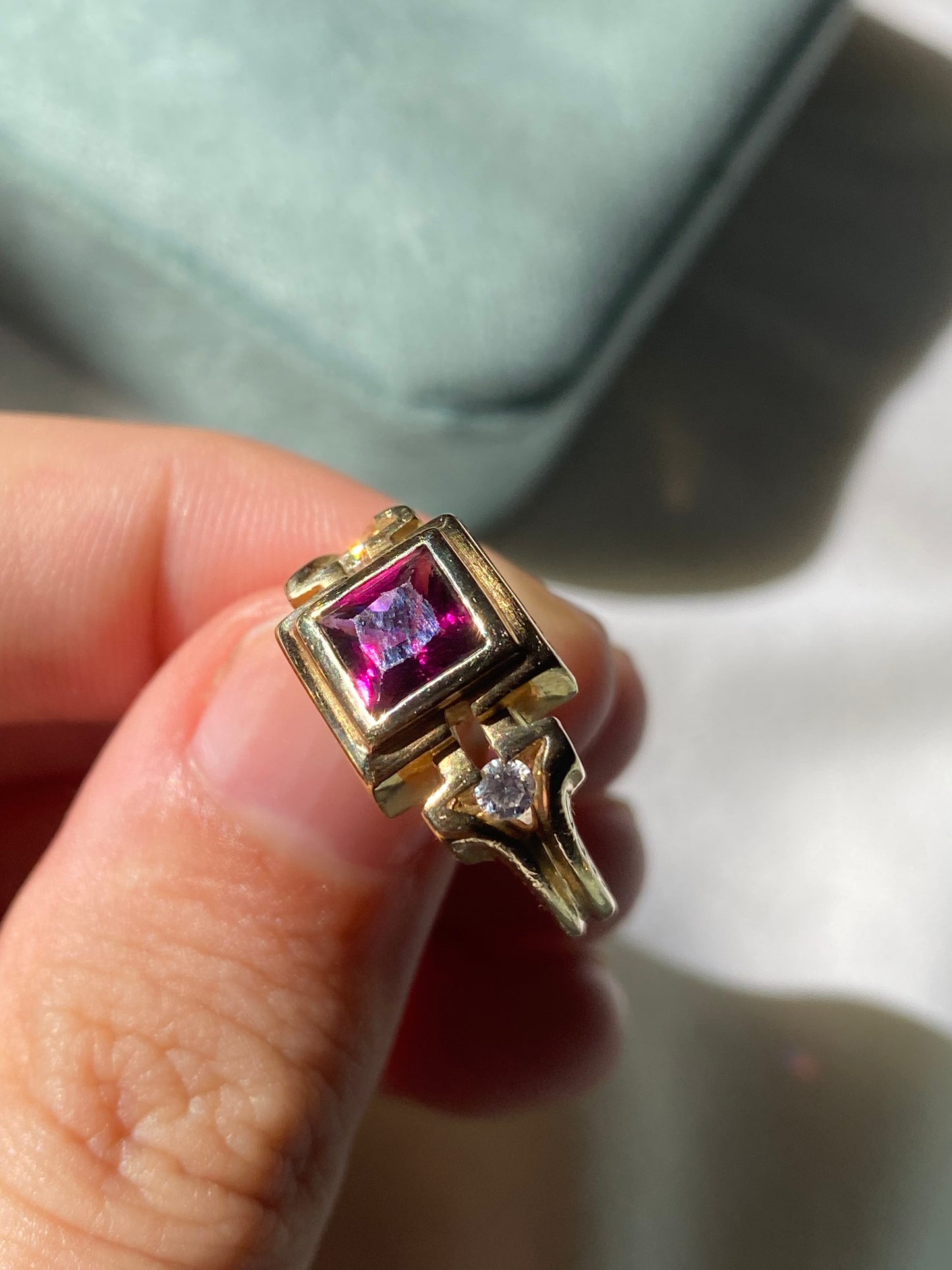 14kt vintage ruby diamond ring