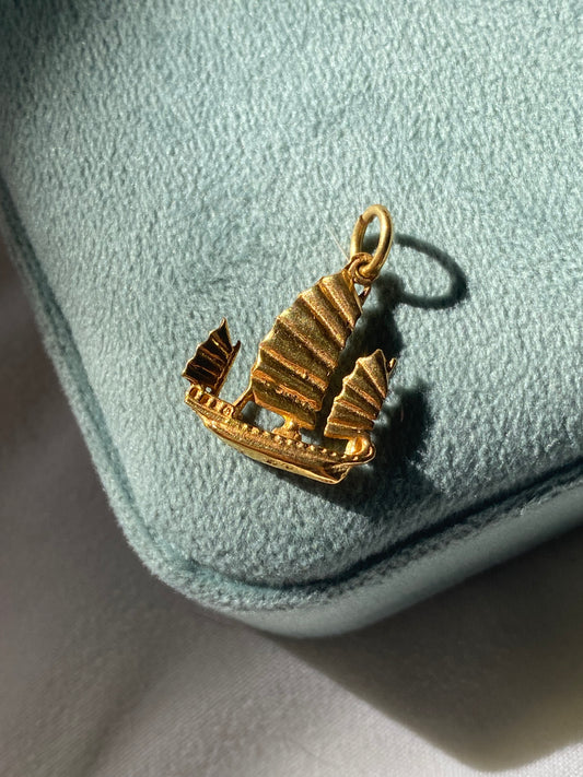14kt vintage junk ship