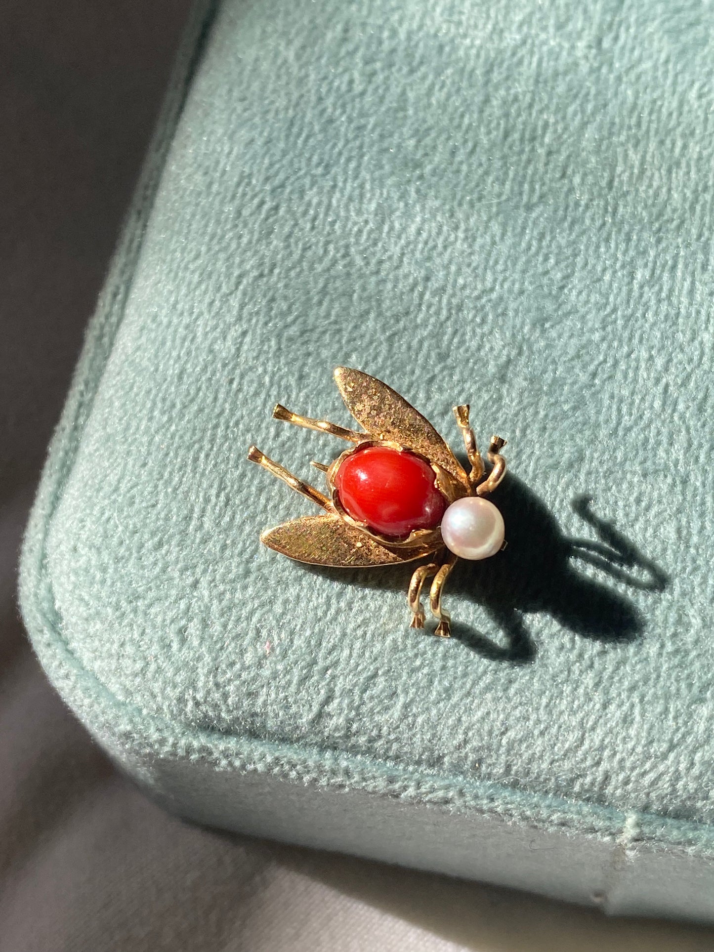 14kt antique bug pin