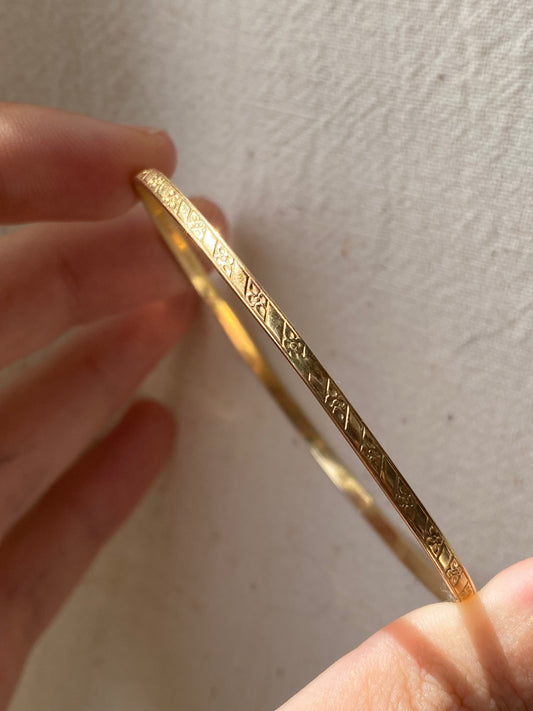 14kt vintage solid bangle