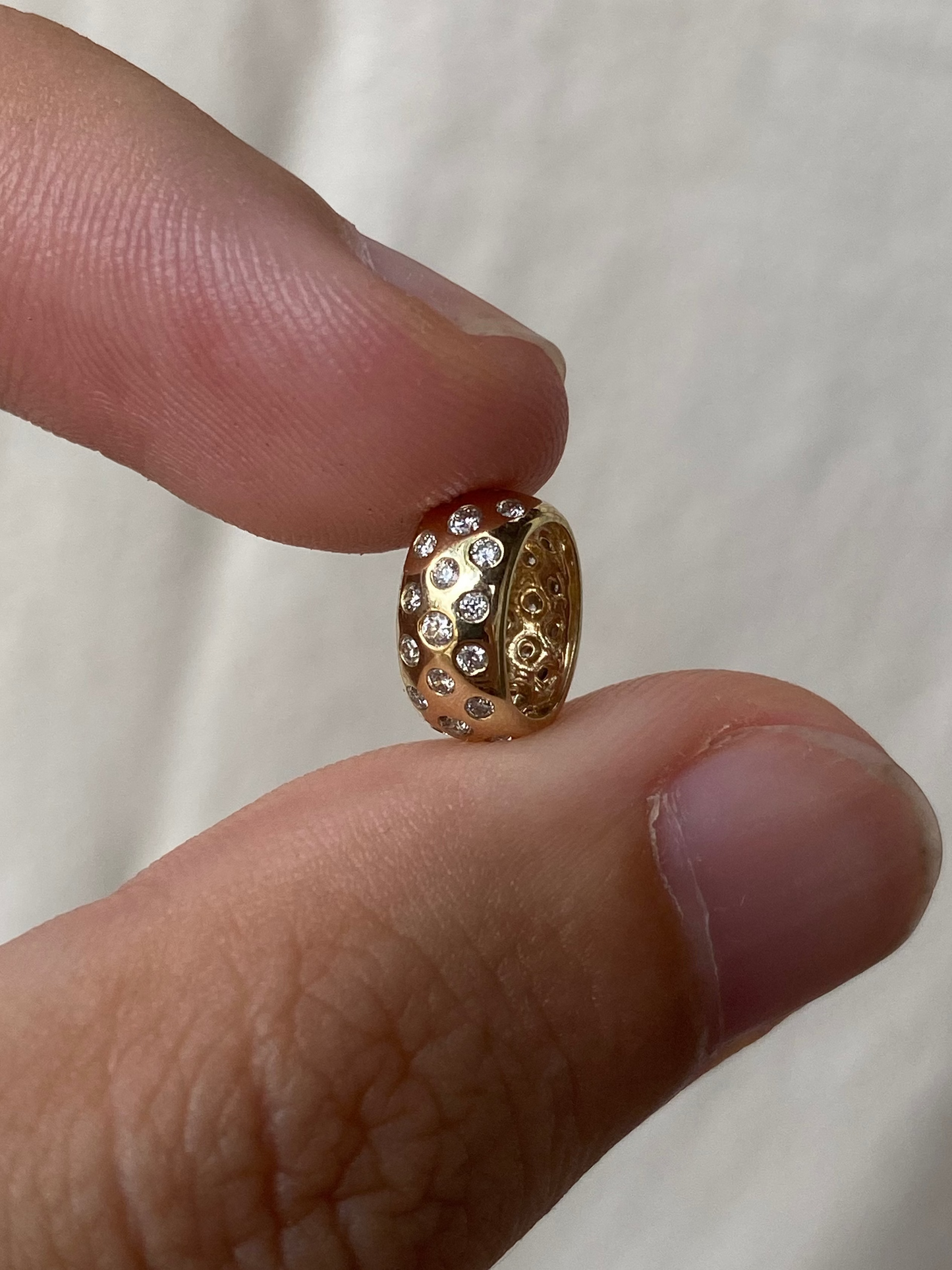 14kt diamond flush set spacer