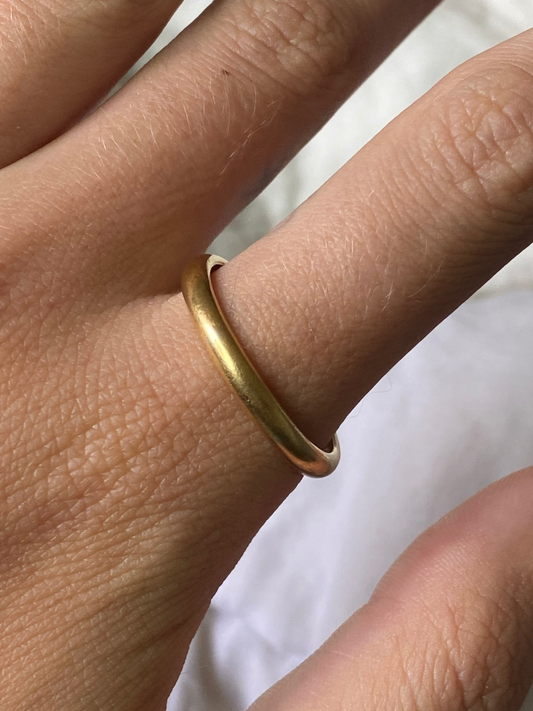 18kt antique wedding donut band