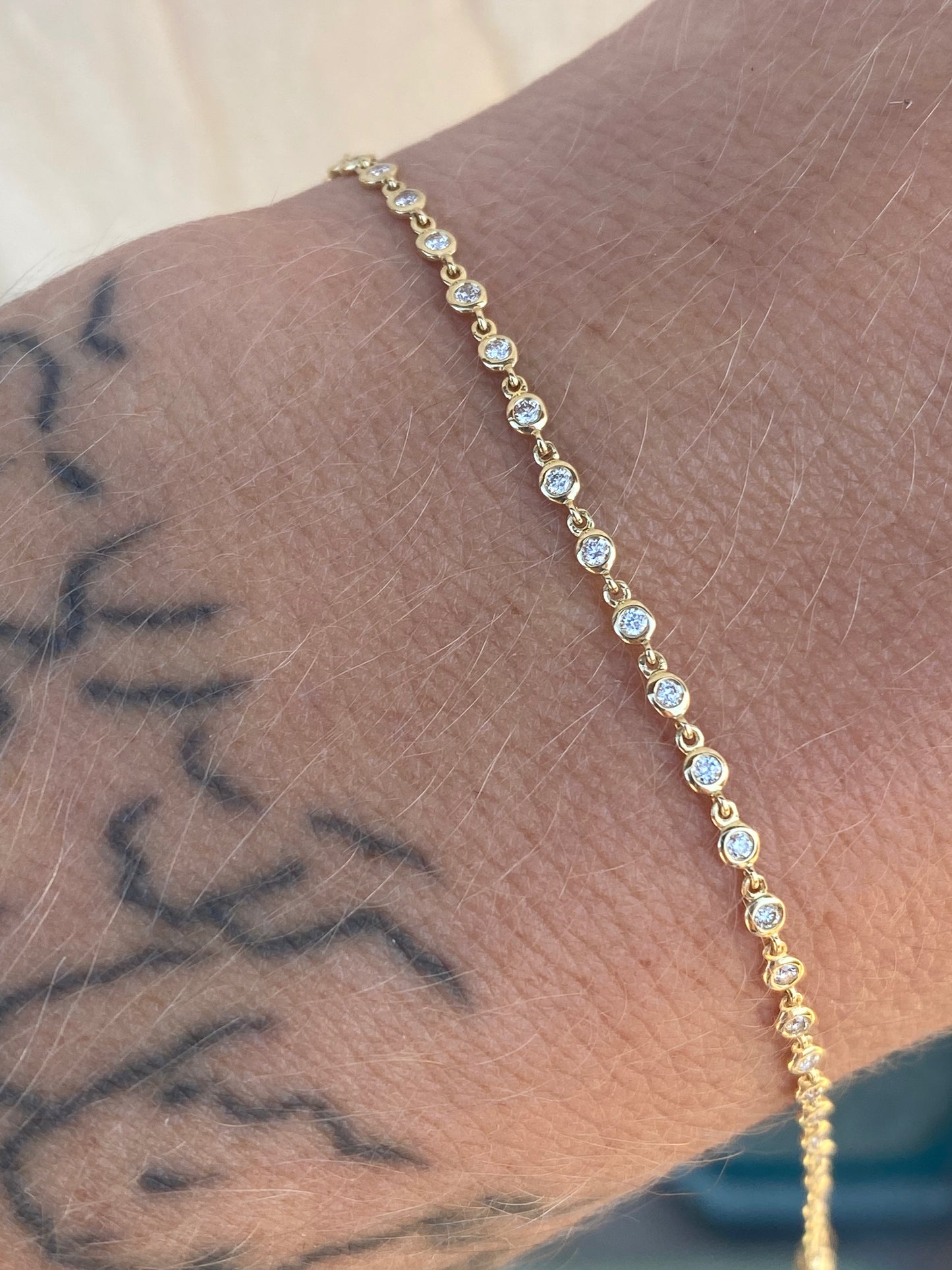 14kt .39ctw diamond bezel bracelet