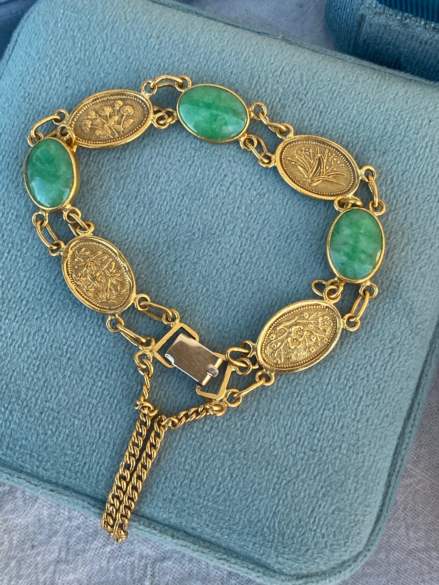 24kt 6.5" vintage jadeite bezel bracelet