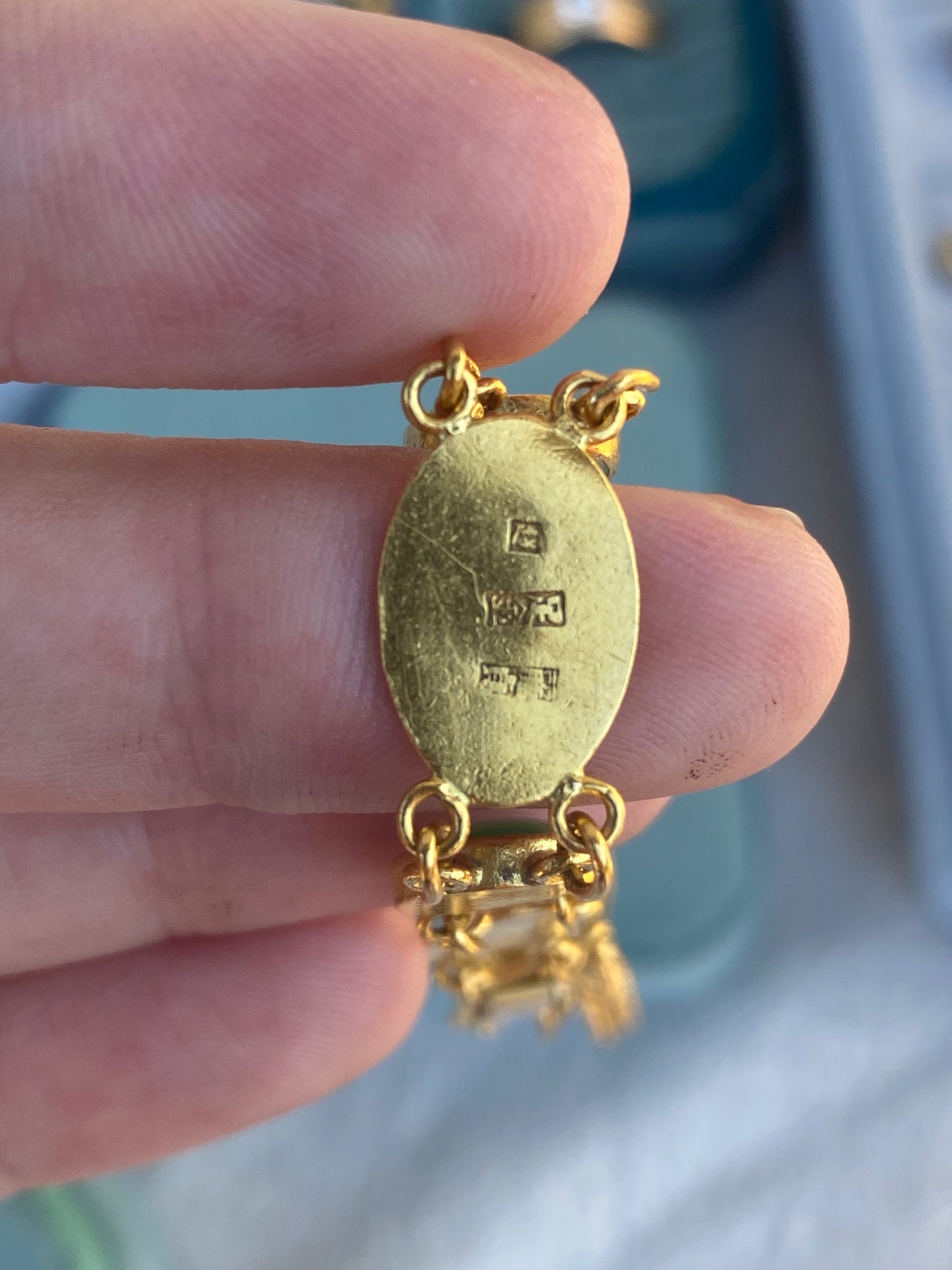 24kt 6.5" vintage jadeite bezel bracelet