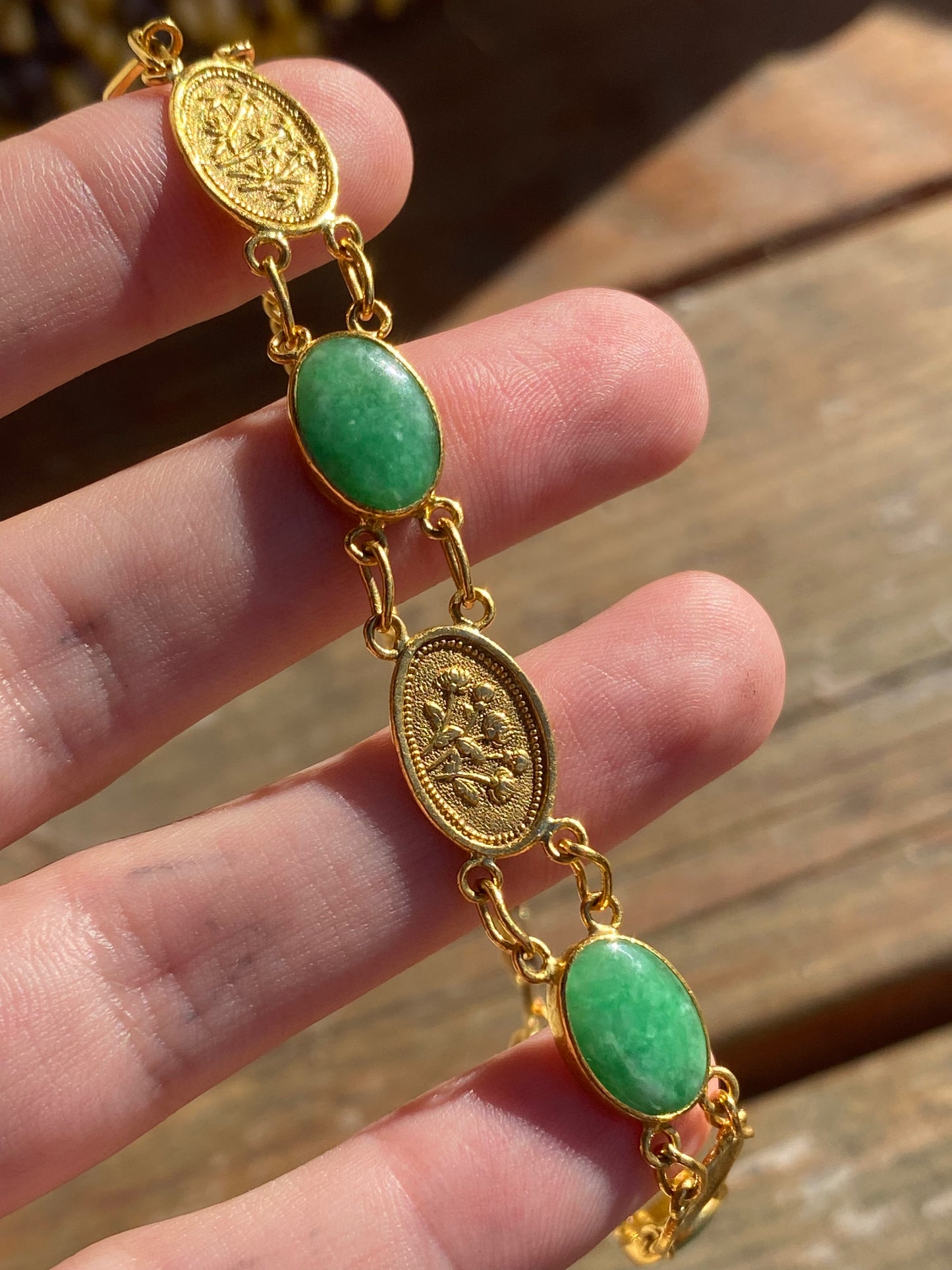 24kt 6.5" vintage jadeite bezel bracelet