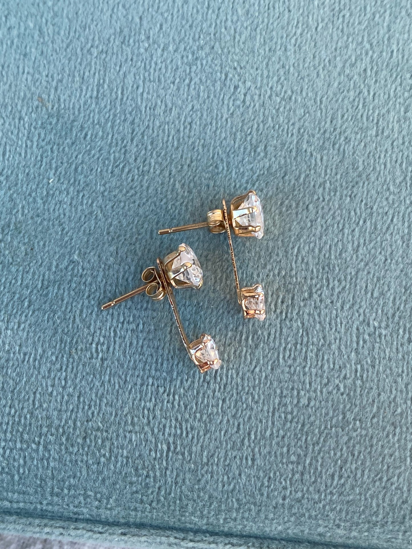 14kt CZ heart studs with jackets
