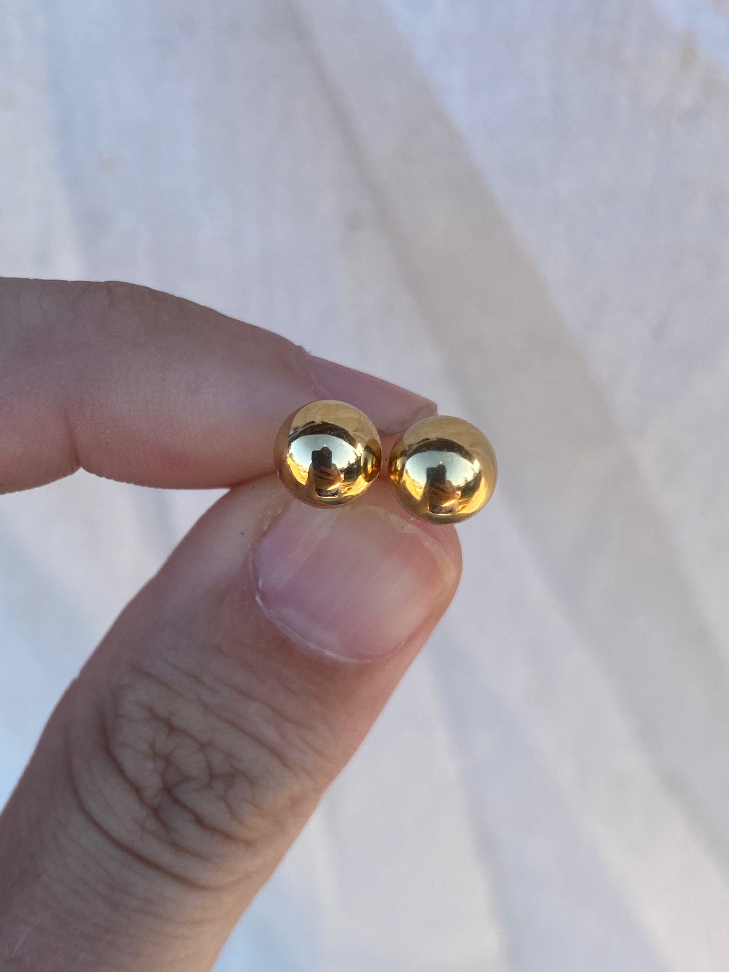 14kt vintage ball studs