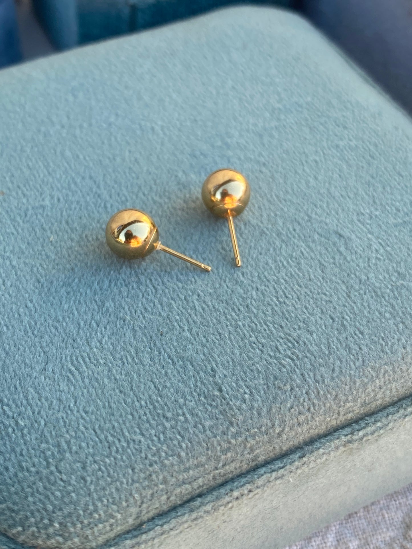 14kt vintage ball studs