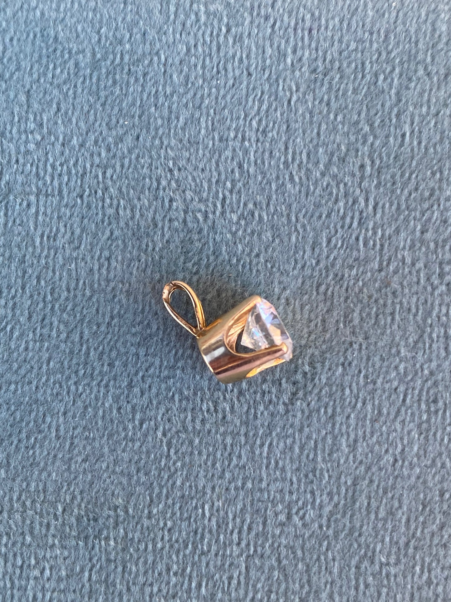 14kt cz pendant