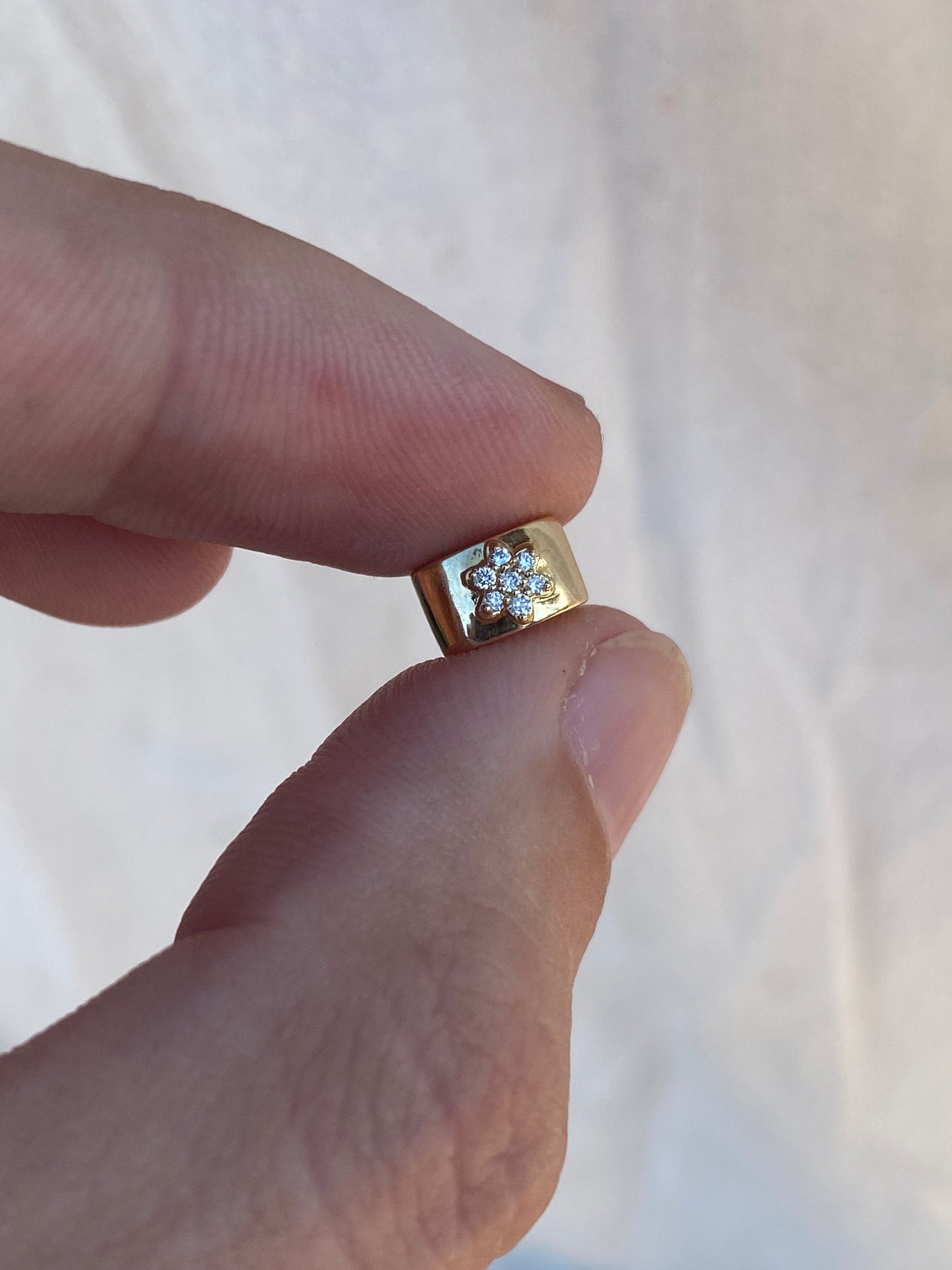 14kt double sided diamond spacer, eye & flower
