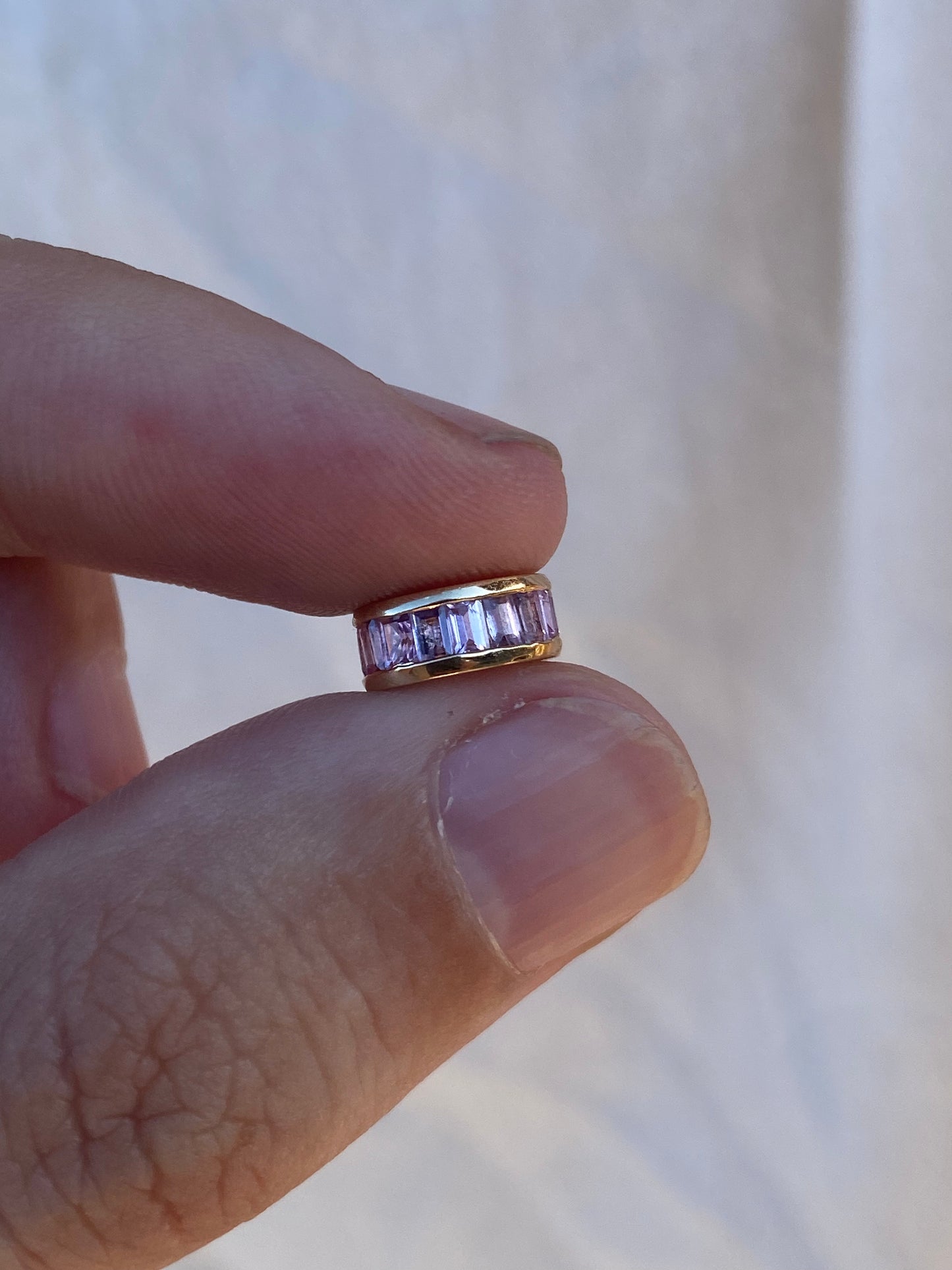 14kt .99ctw sapphire spacer