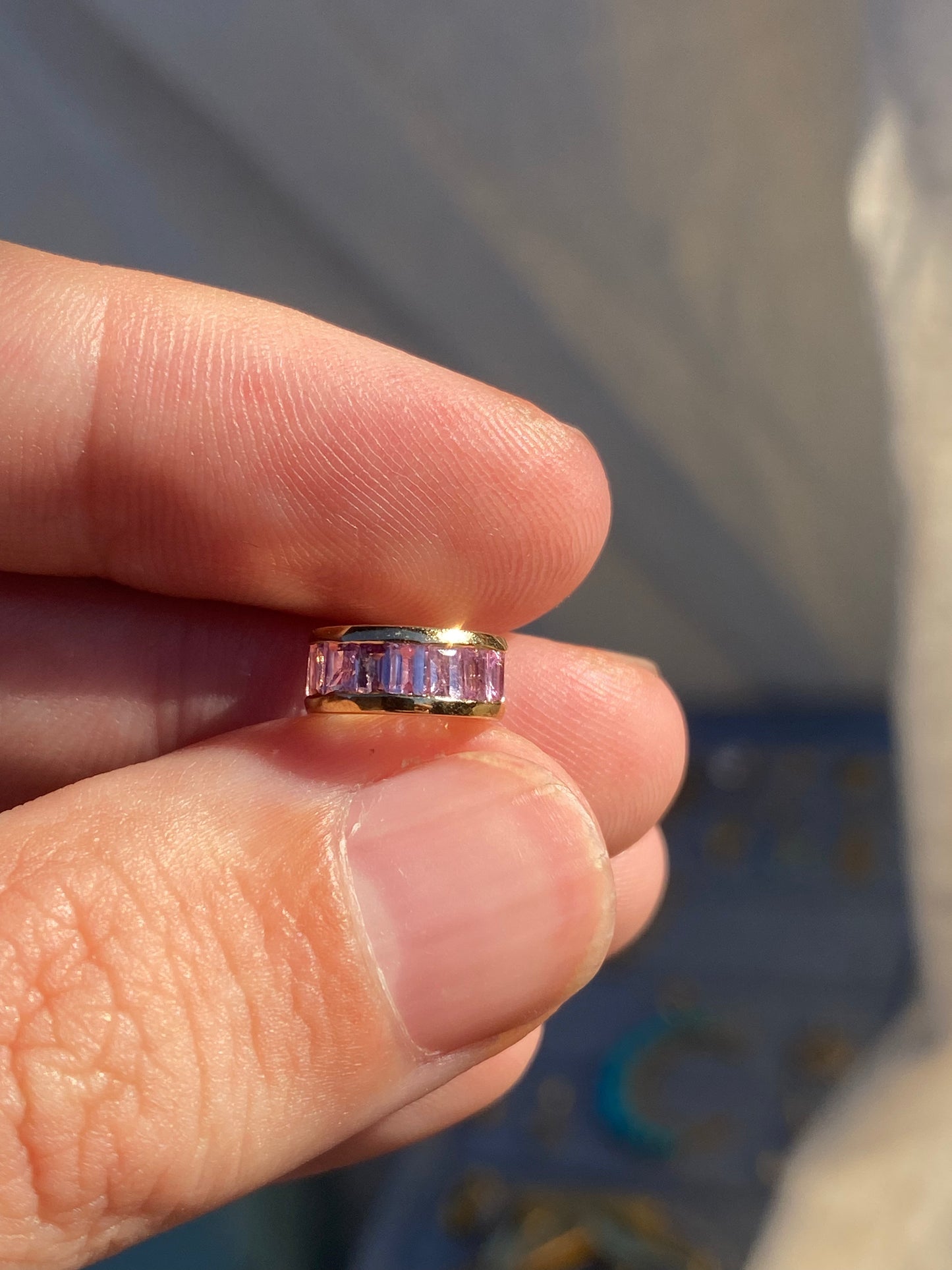 14kt .99ctw sapphire spacer