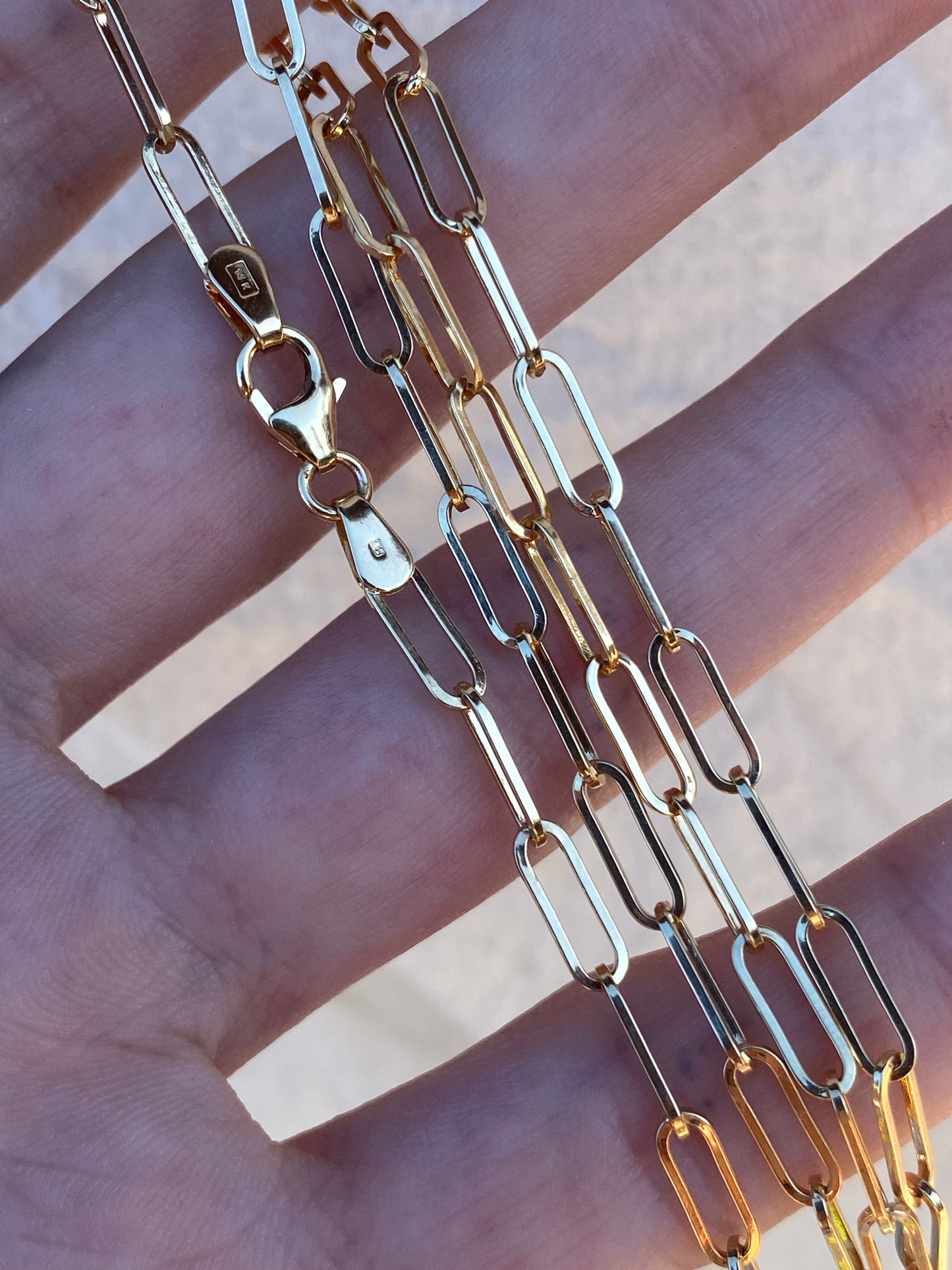 14kt 18" paperclip chain necklace