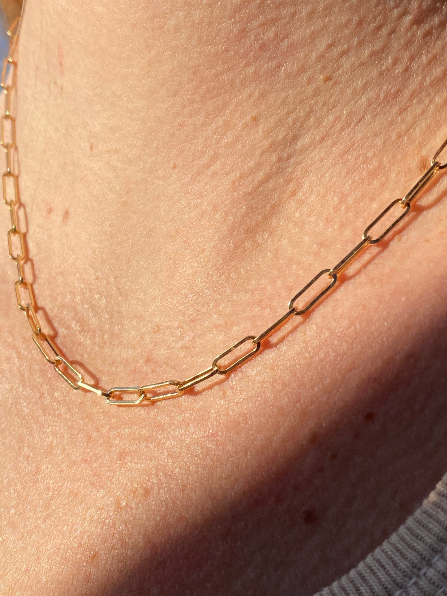 14kt 18" paperclip chain necklace