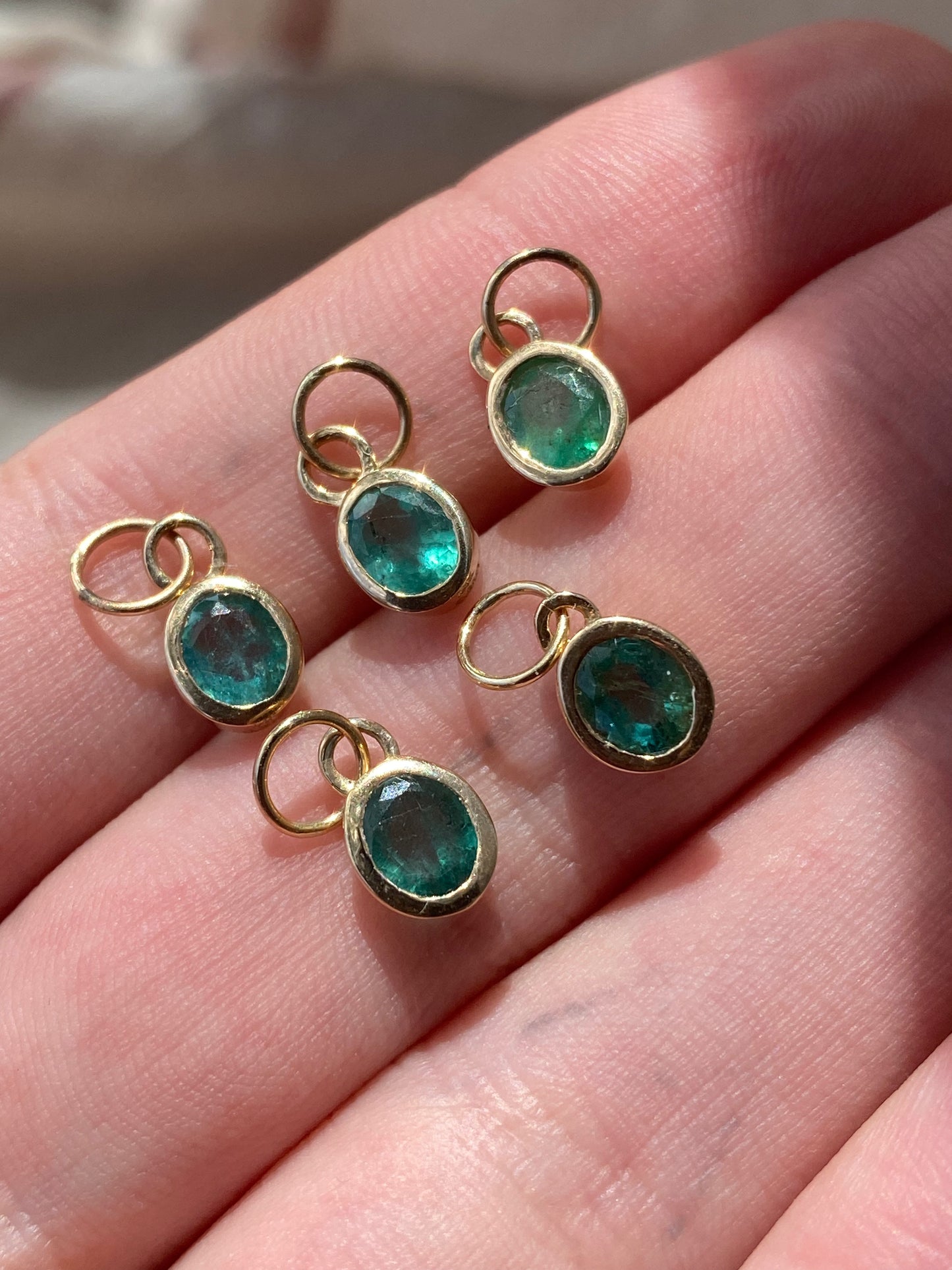14kt bezeled emerald pendant