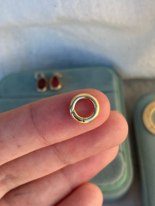 14kt circle push connector
