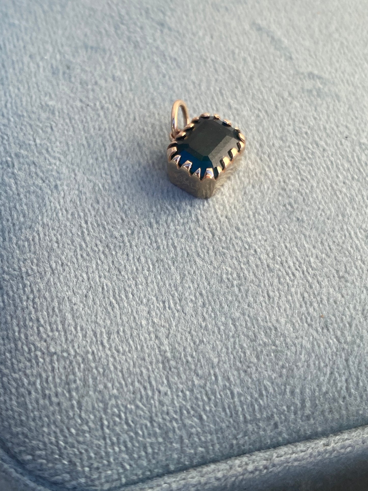 14kt 3.54ctw emerald basket pendant