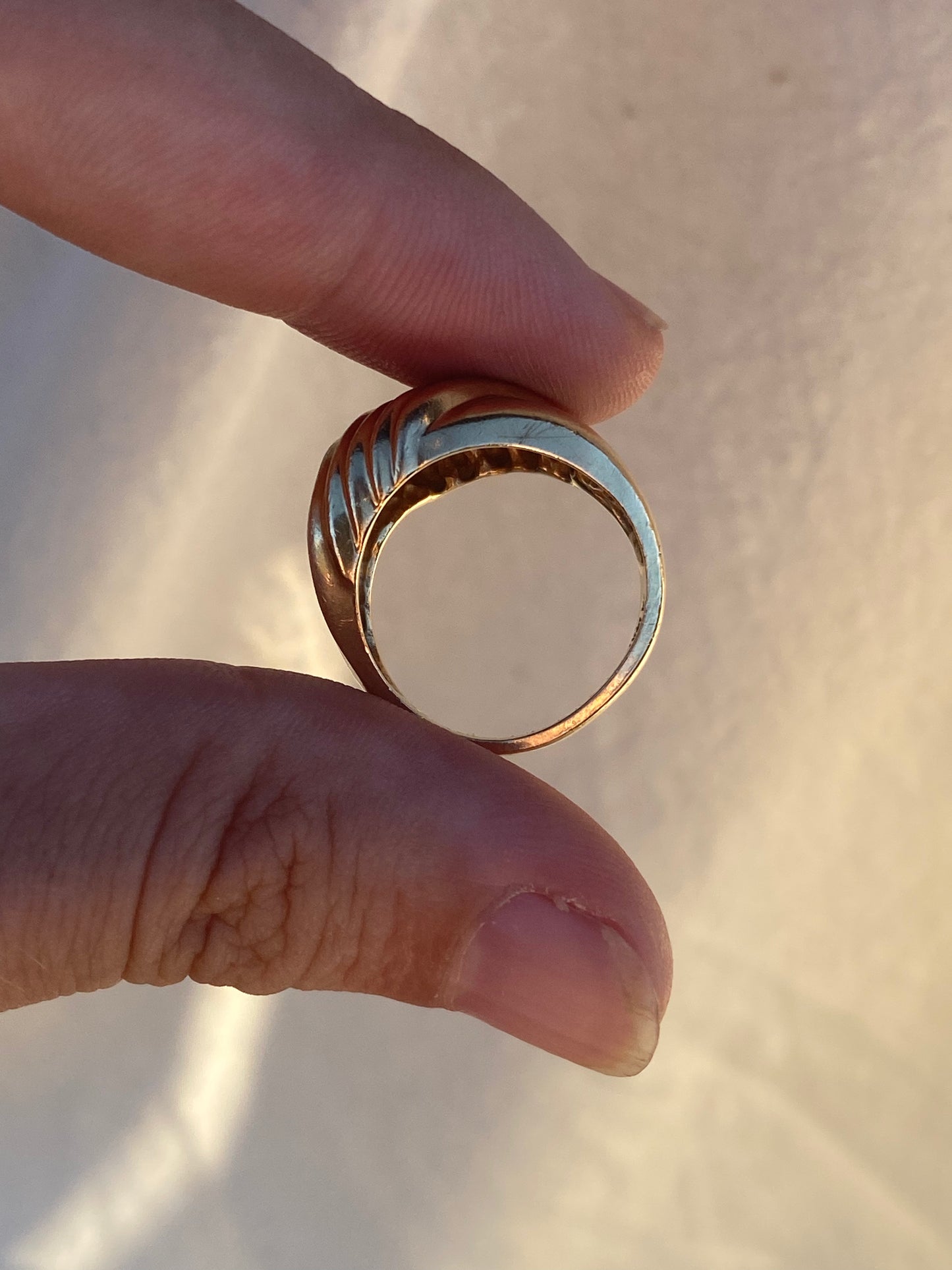 14kt vintage wave ring