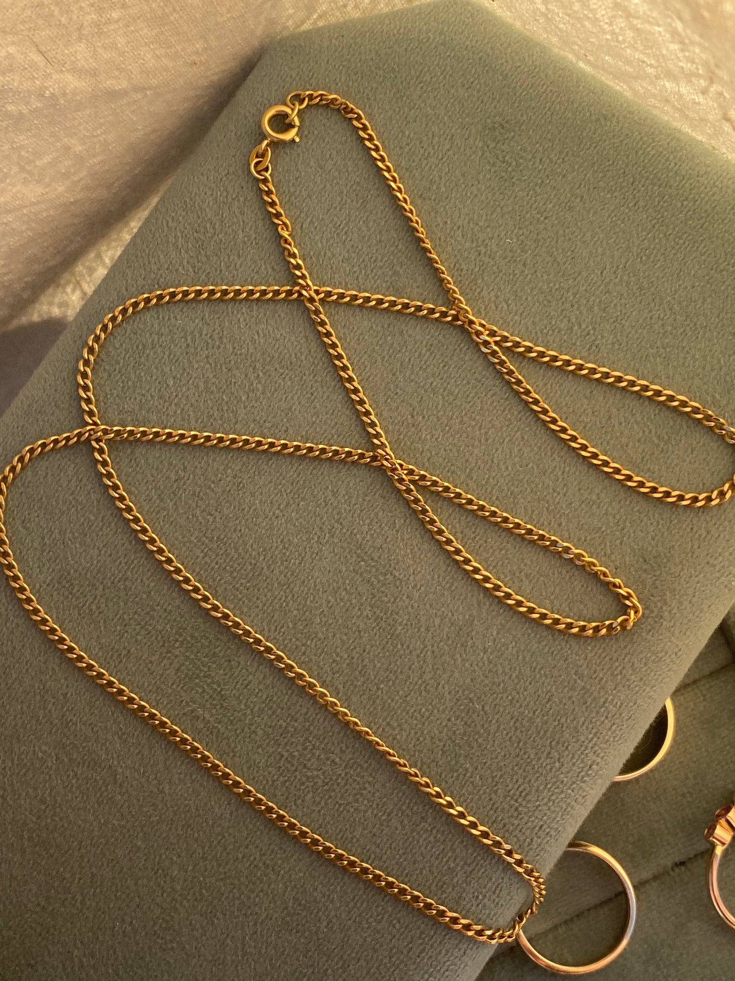 18kt 24" vintage curb chain