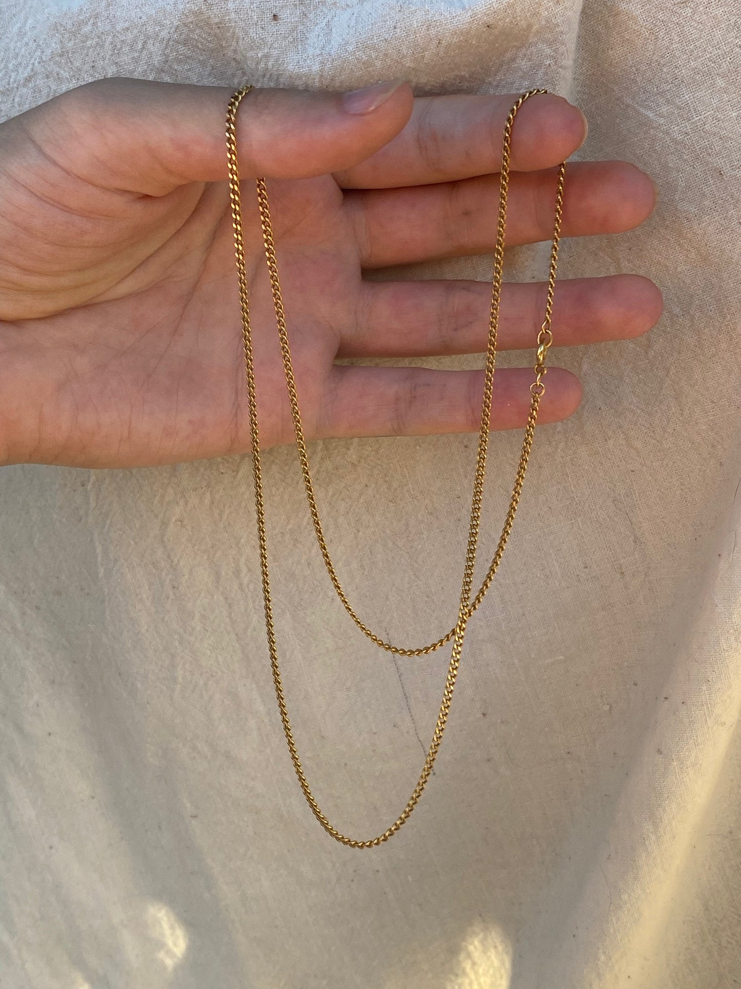 18kt 24" vintage curb chain